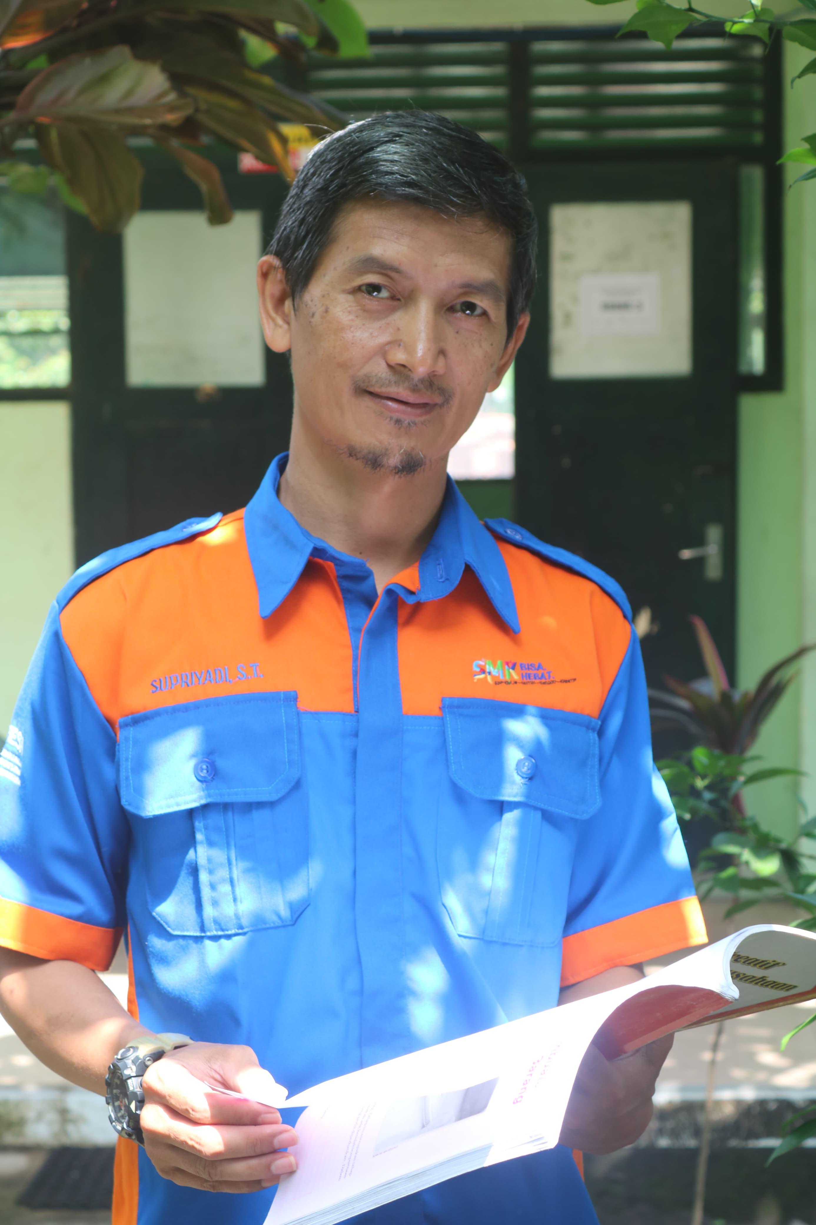 Supriyadi, S.T.